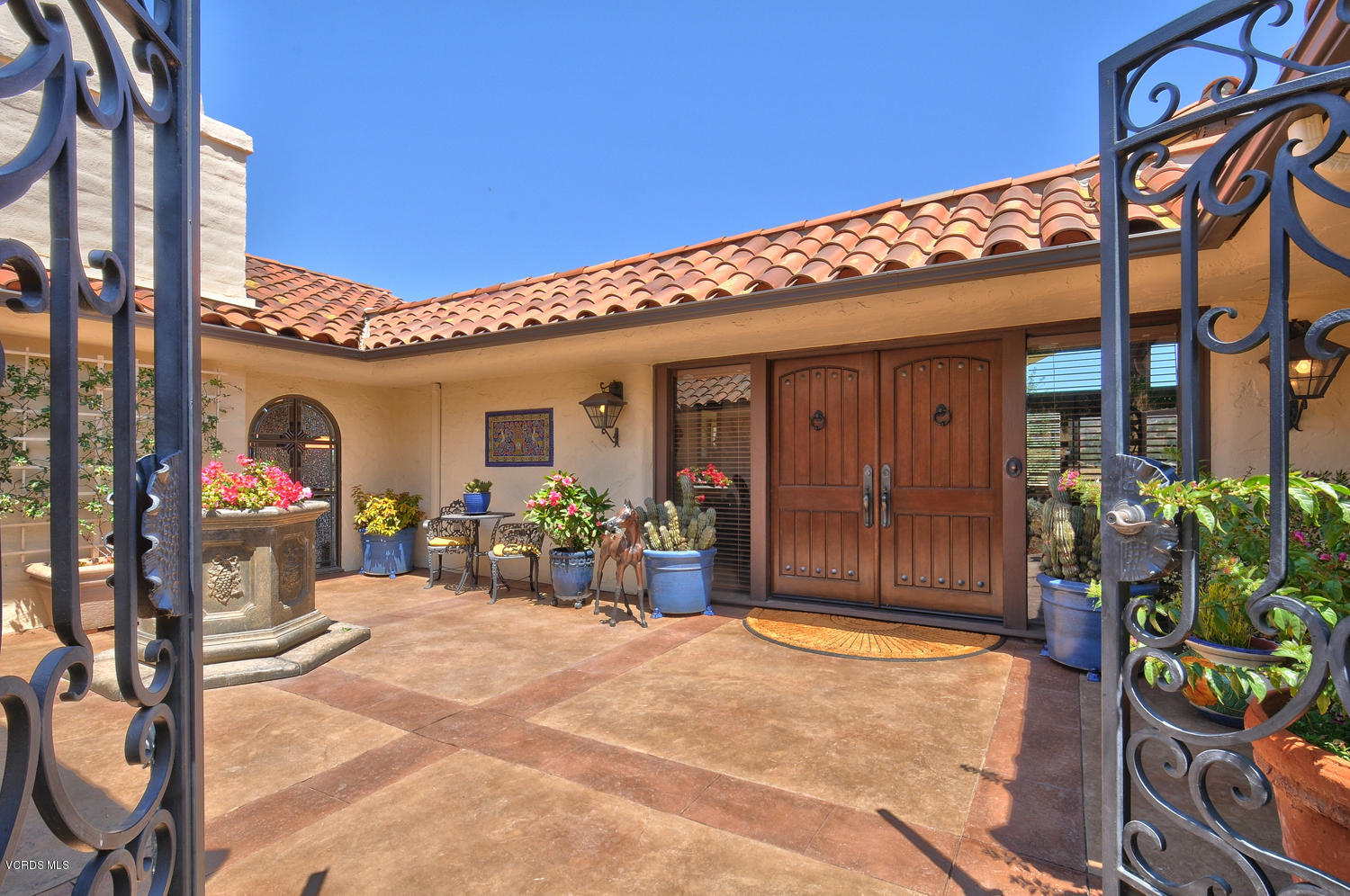 11226 Santa Rosa Camarillo, CA 93012 - Photo 23 of 99 SKY_17