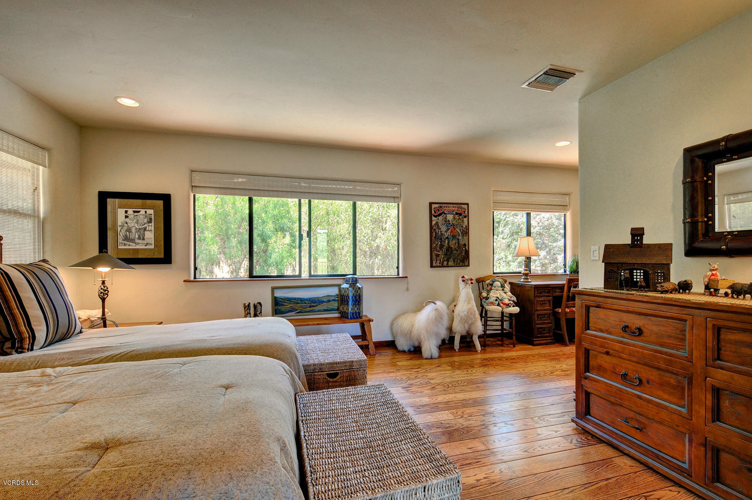 11226 Santa Rosa Camarillo, CA 93012 - Photo 49 of 99 SKY_46