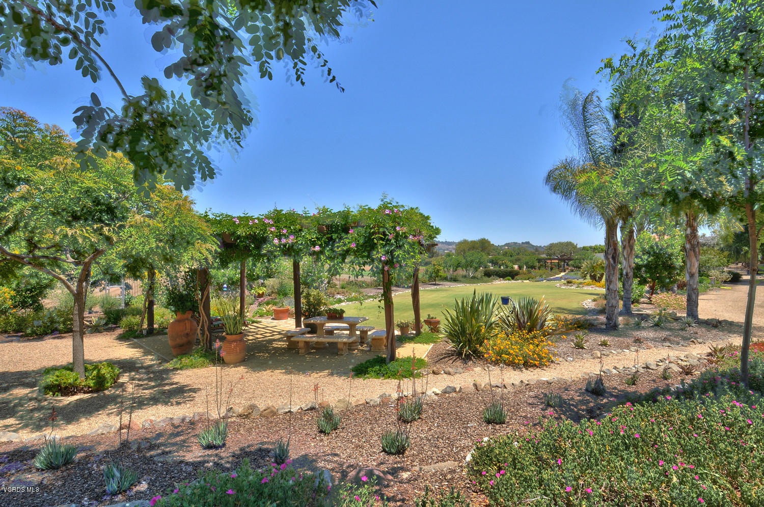 11226 Santa Rosa Camarillo, CA 93012 - Photo 74 of 99 SKY_72