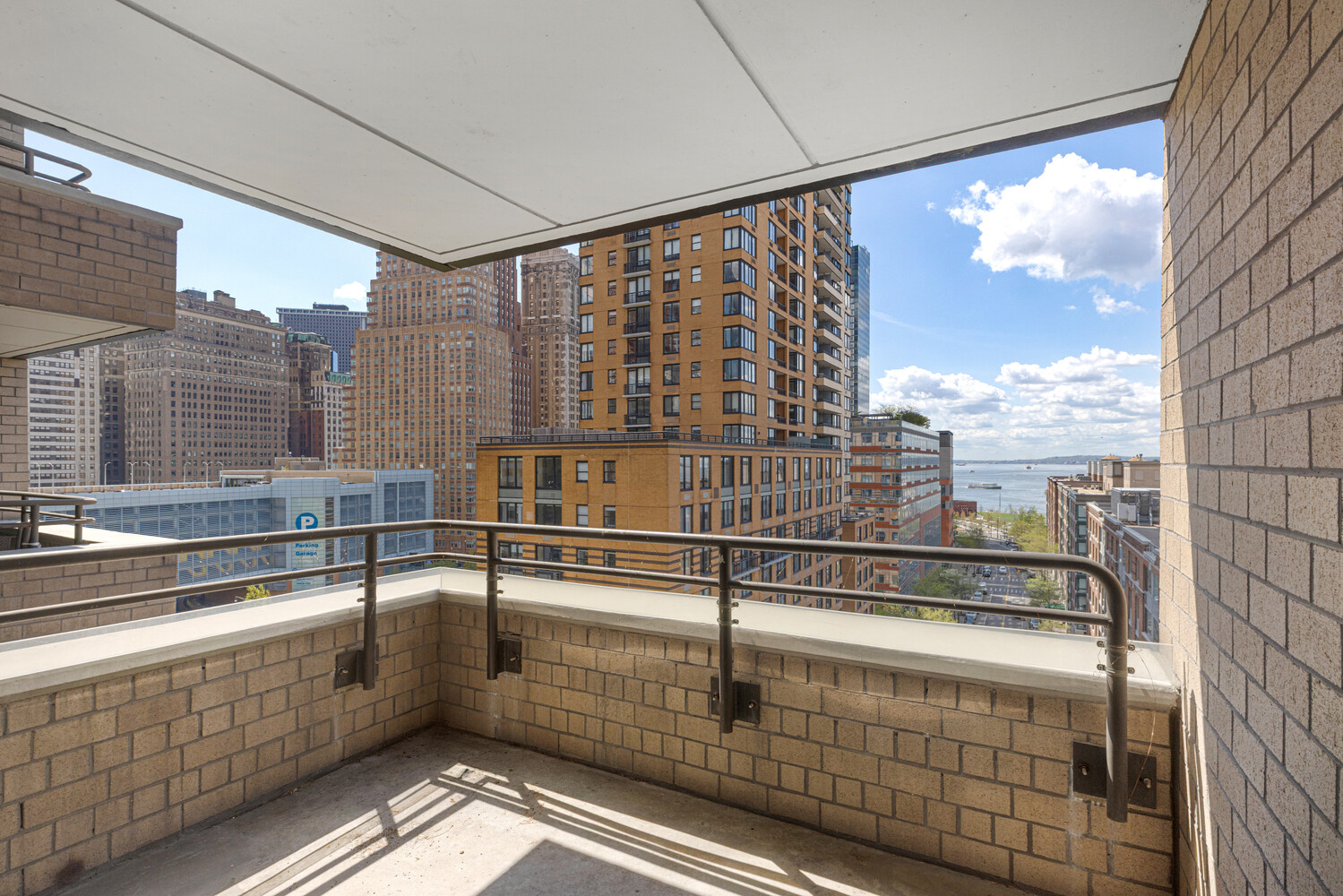 200 Rector Place, Unit 12F Manhattan, NY 10280 - Photo 10 of 16 Gallery Image 10