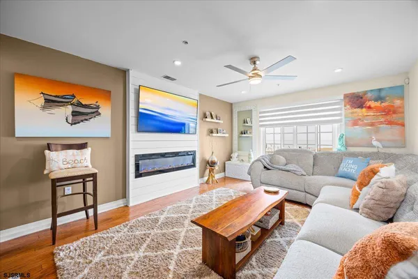 $3,200 | 61 Dockside Drive, Unit 61, Somers Point, NJ 08244