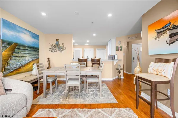 $3,200 | 61 Dockside Drive, Unit 61, Somers Point, NJ 08244
