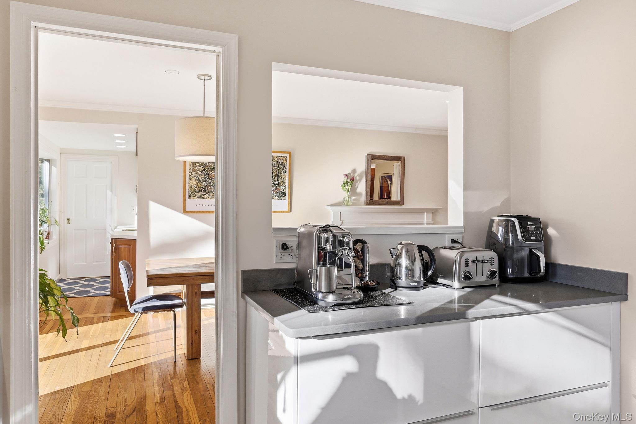 6 Darling Avenue New Rochelle, NY 10804 - Photo 14 of 44