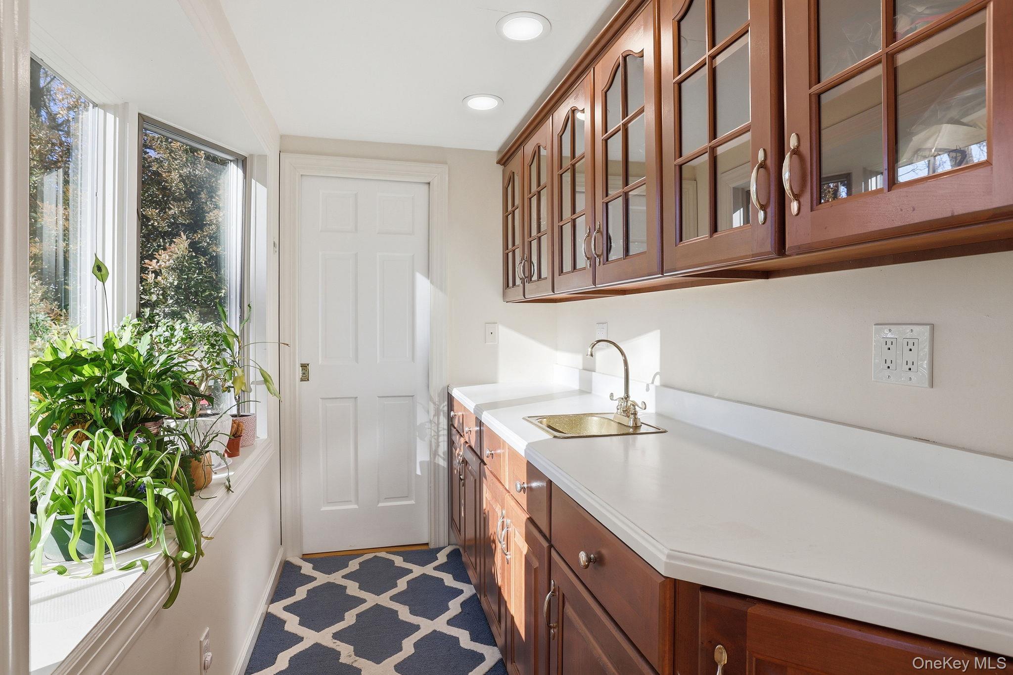 6 Darling Avenue New Rochelle, NY 10804 - Photo 16 of 44