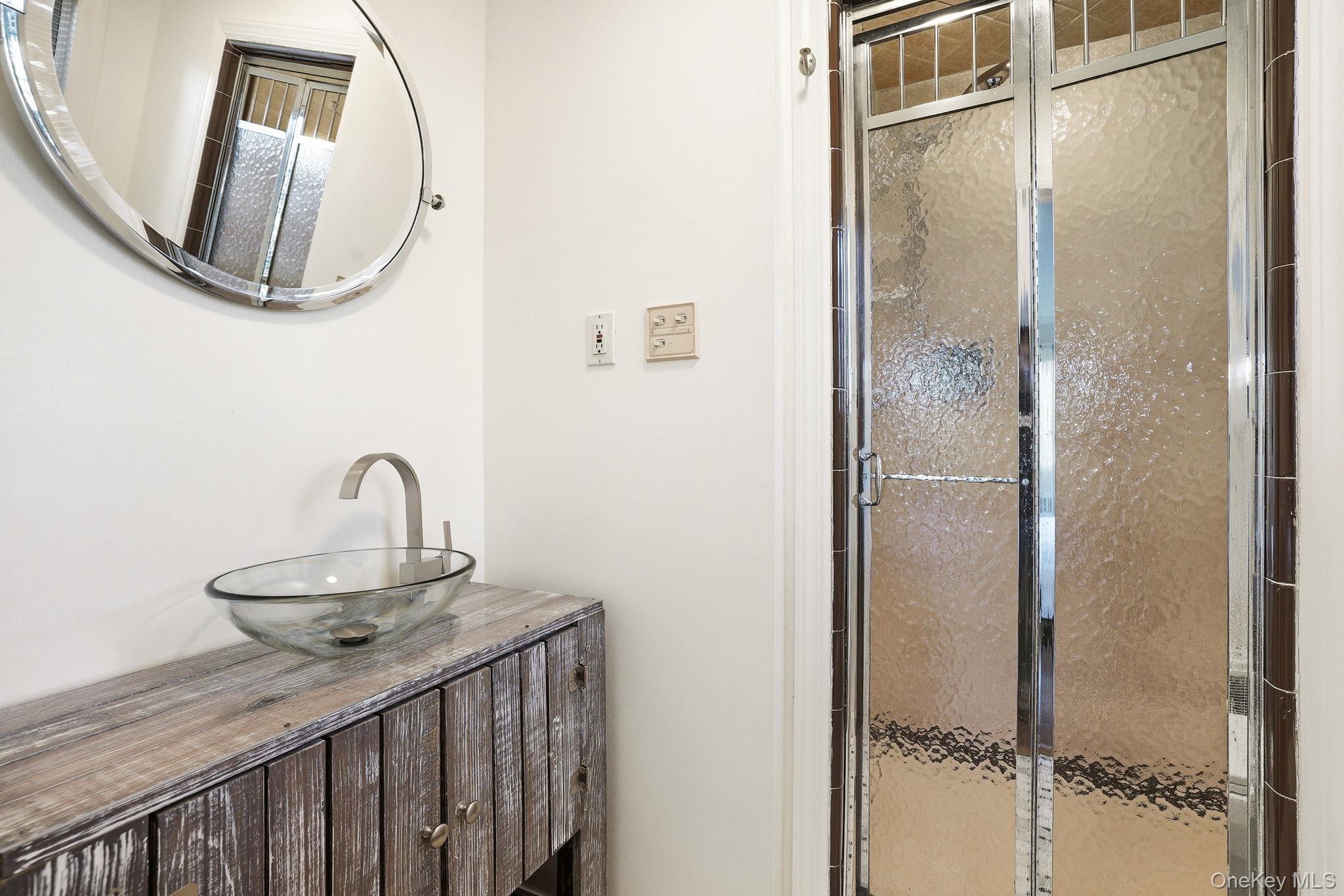 6 Darling Avenue New Rochelle, NY 10804 - Photo 23 of 44