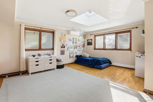 $980,000 | 6 Darling Avenue, New Rochelle, NY 10804