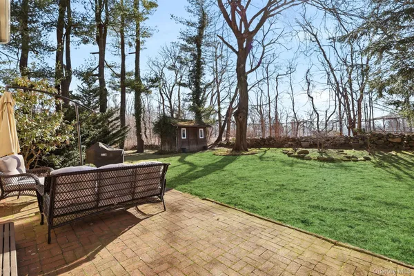 $980,000 | 6 Darling Avenue, New Rochelle, NY 10804