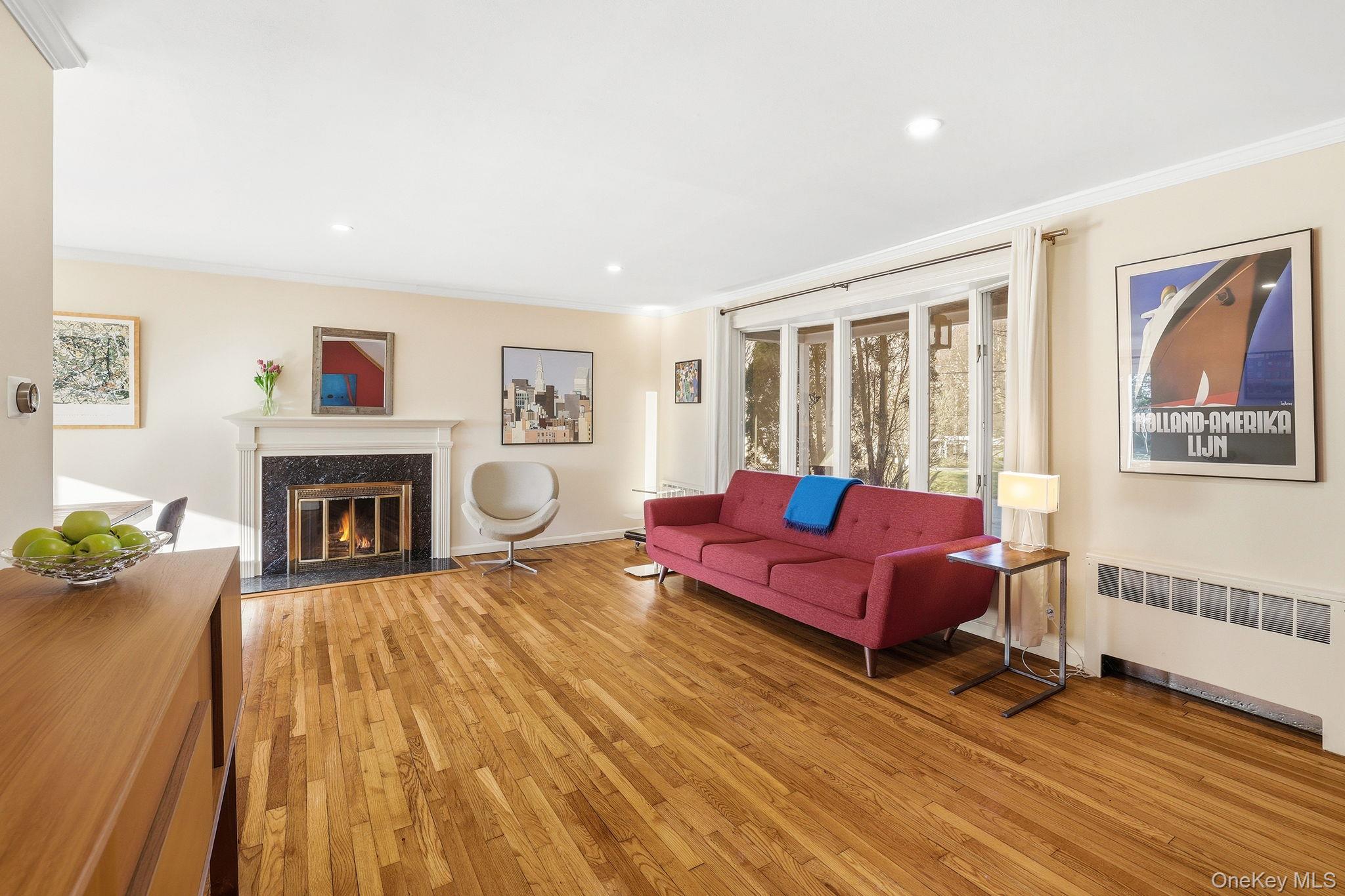 6 Darling Avenue New Rochelle, NY 10804 - Photo 5 of 44