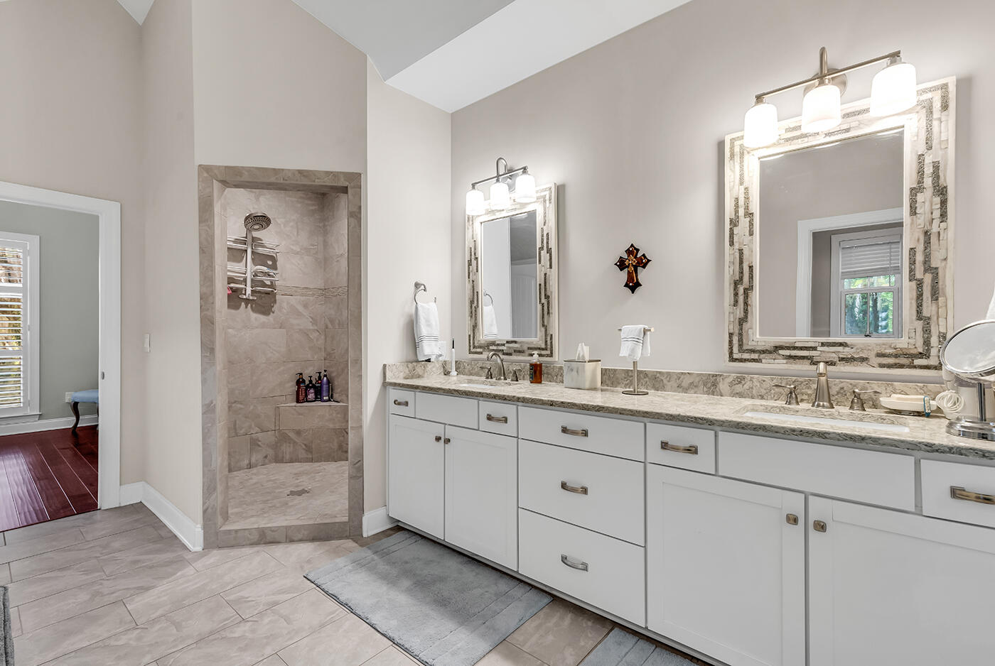 1033 Tuckers Road Pawleys Island, SC 29585 - Photo 25 of 70 Primary Bedroom Ensuite-b