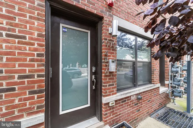 $409,900 | 970 North Marshall Street, Unit 4, Philadelphia, PA 19123