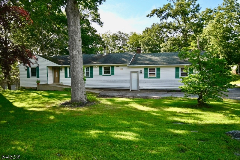 45 Espanong Road Lake Hopatcong, NJ 07849 - Photo 2 of 15 Gallery Image 2