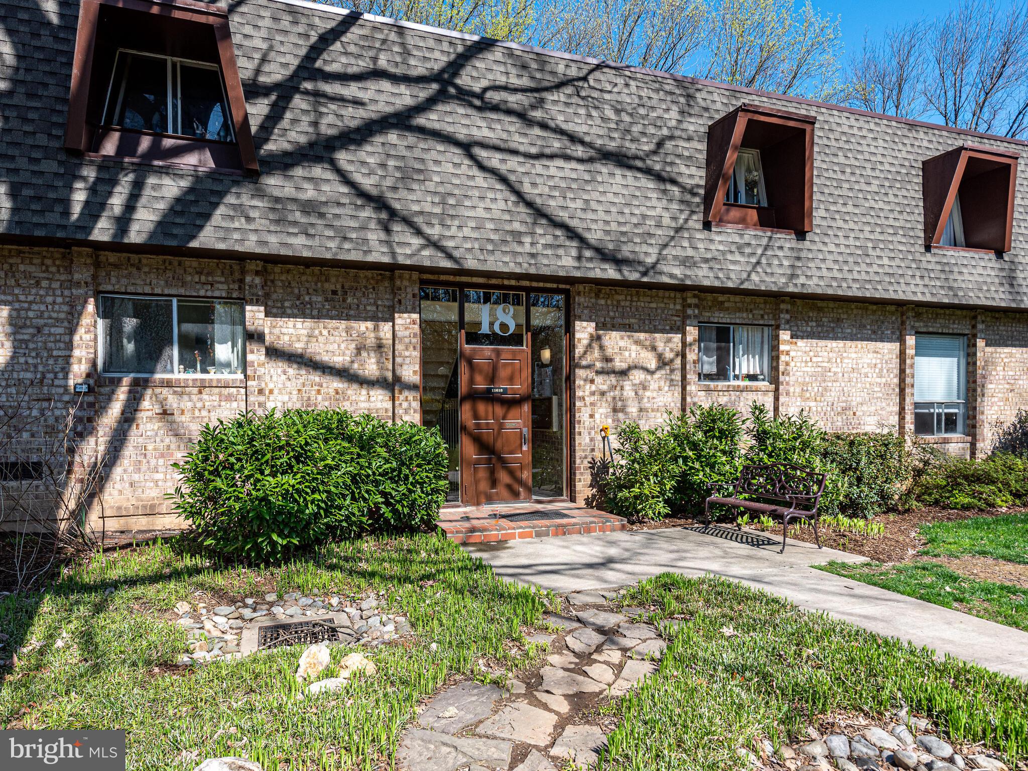 11618 Vantage Hill Road, Unit 2A Reston, VA 20190 - Photo 2 of 33