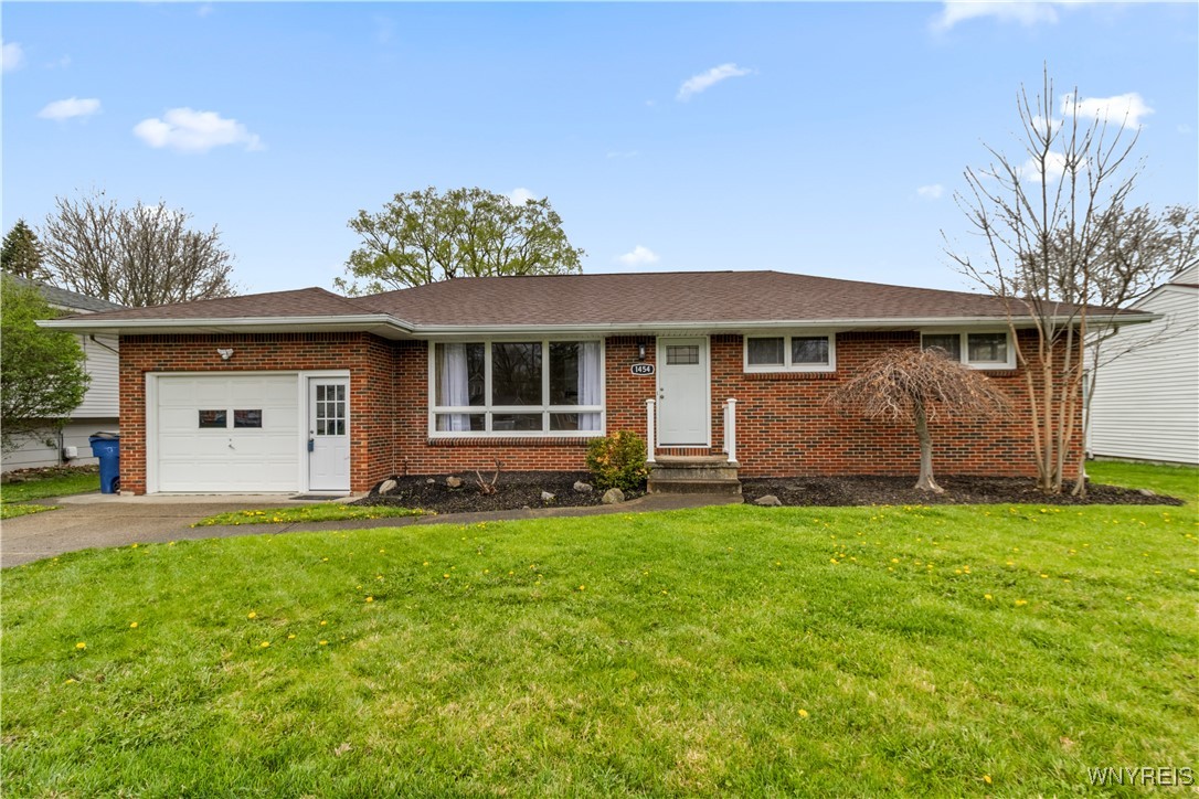 1454 North French Road Amherst, NY 14228 - Photo 1 of 48