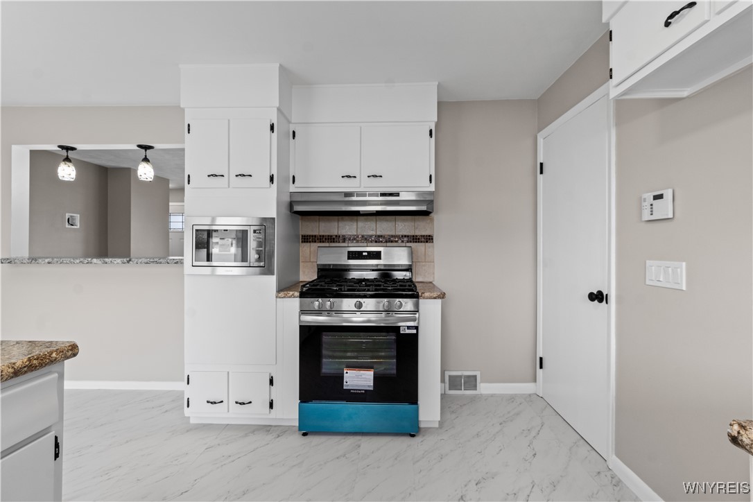 1454 North French Road Amherst, NY 14228 - Photo 14 of 48