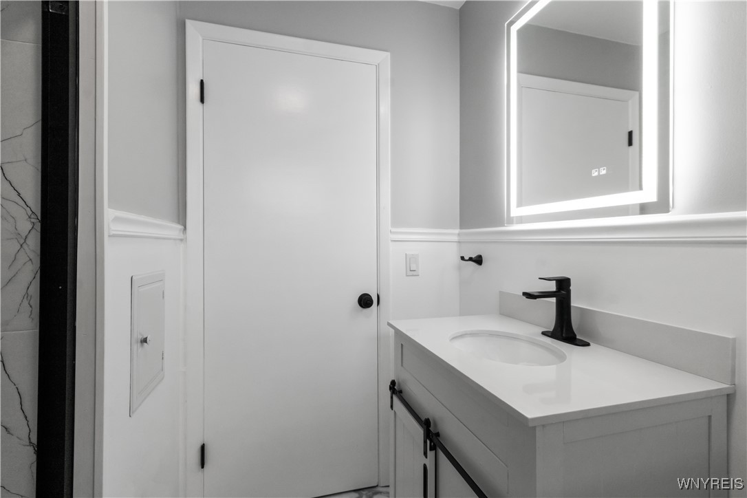 1454 North French Road Amherst, NY 14228 - Photo 21 of 48