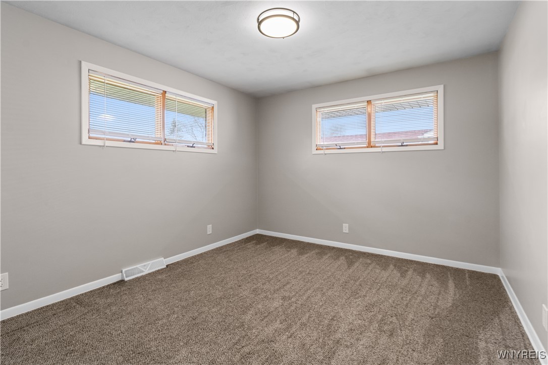 1454 North French Road Amherst, NY 14228 - Photo 22 of 48