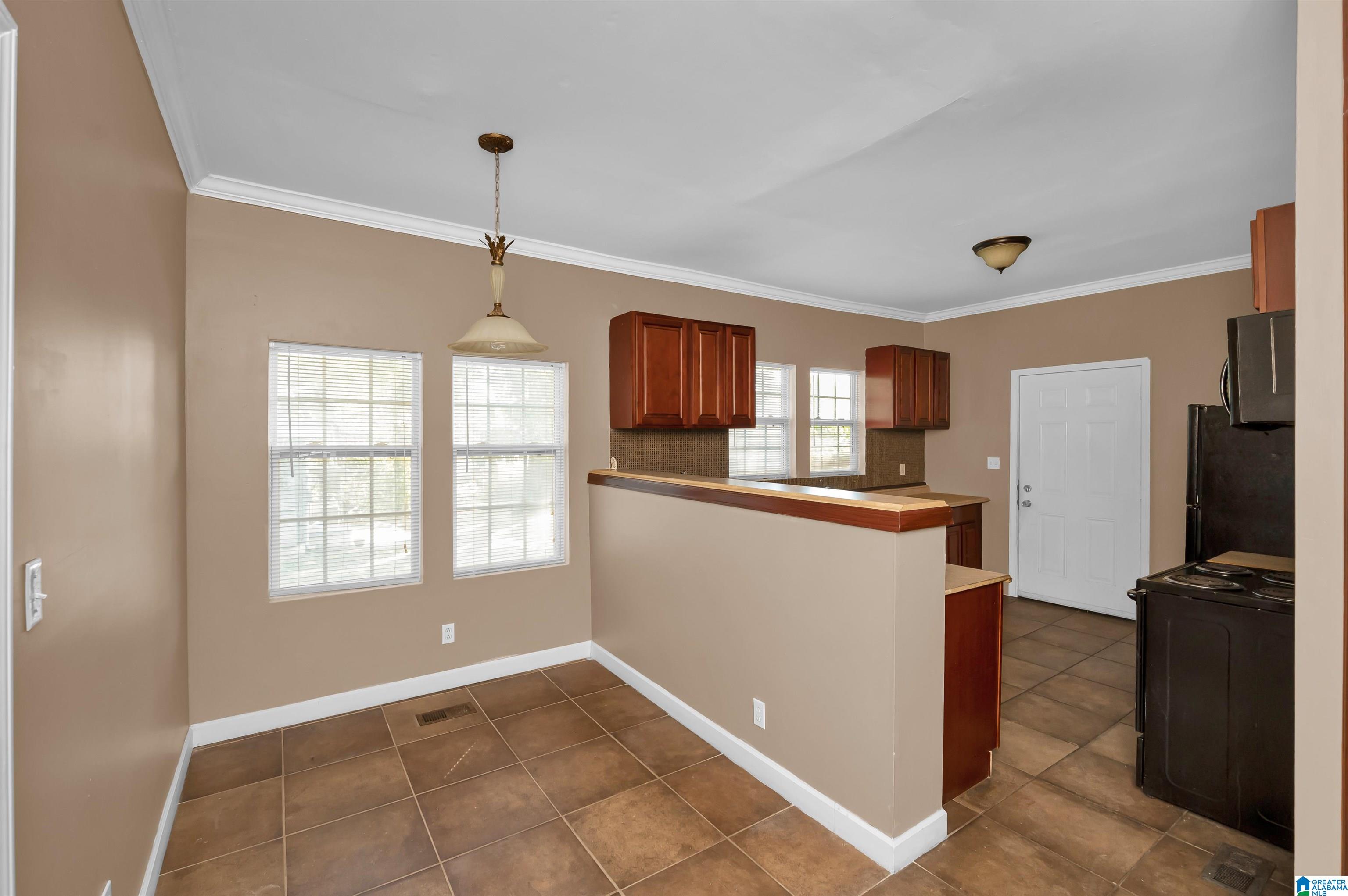 2211 25th Street Southwest Birmingham, AL 35208 - Photo 13 of 30