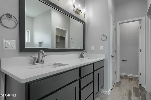 $284,950 | 469 Davis Greenwood, Vinton, TX 79821