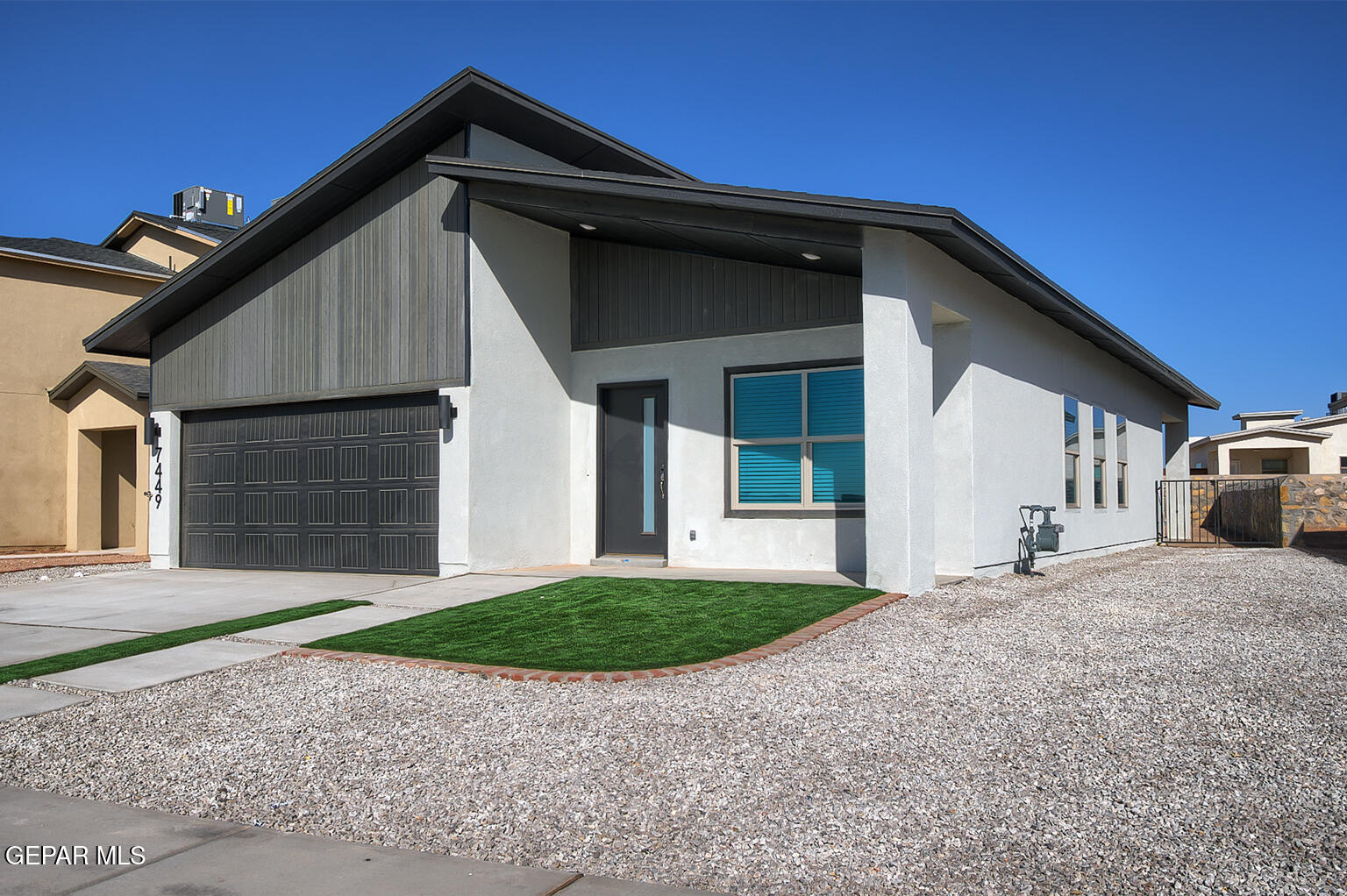 469 Davis Greenwood Vinton, TX 79821 - Photo 2 of 17 7449-Norte-Portugal-2 (1)