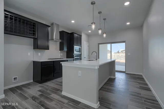 $284,950 | 469 Davis Greenwood, Vinton, TX 79821