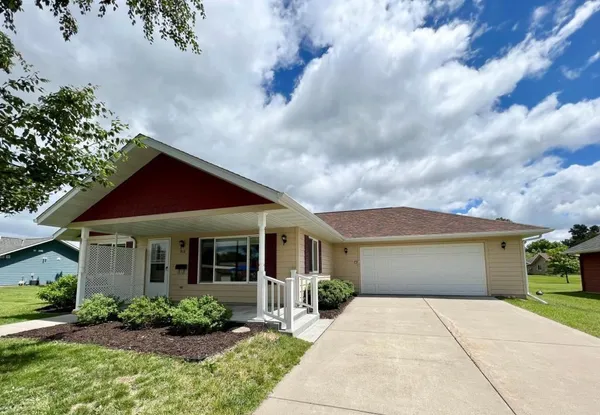 $299,000 | 816 North Pokegama Avenue, Grand Rapids, MN 55744