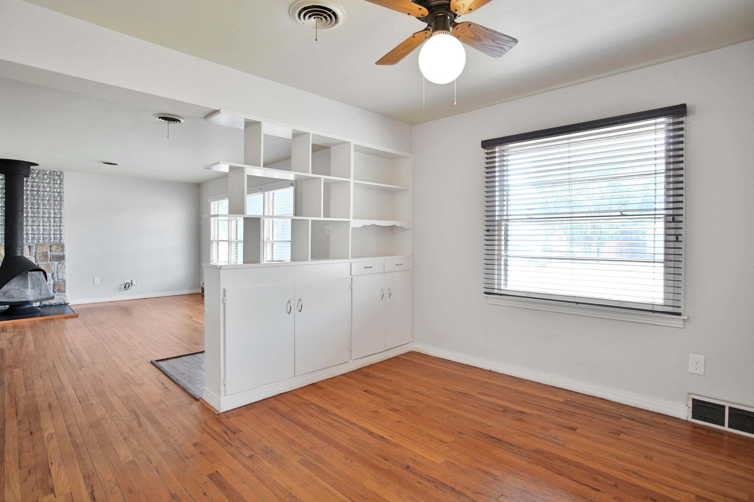 3501 26th Street Lubbock, TX 79410 - Photo 7 of 39 DSC_6315