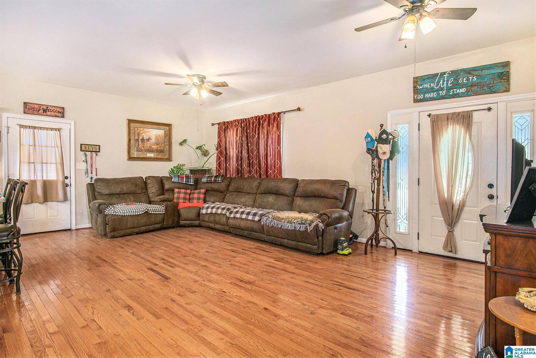 509 Holly Hills Road Lincoln, AL 35096 - Photo 3 of 27