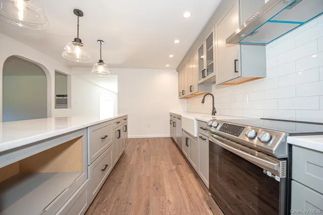 $5,200 | 22 Eastover Drive, East Northport, NY 11731