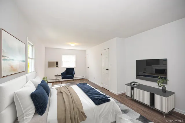 $5,200 | 22 Eastover Drive, East Northport, NY 11731