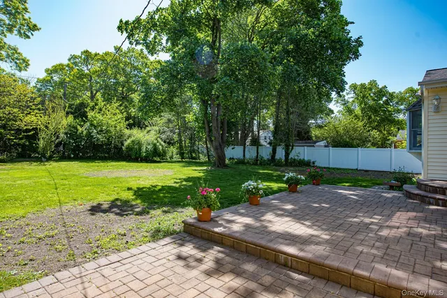 $5,200 | 22 Eastover Drive, East Northport, NY 11731