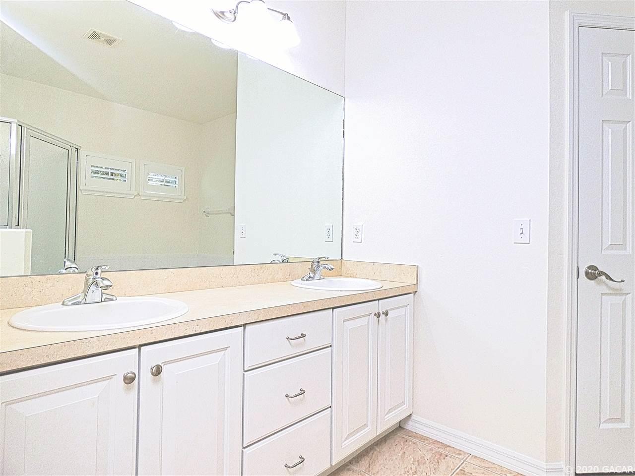 8992 Southwest 67th Place Gainesville, FL 32608 - Photo 15 of 24 Gallery Image 15