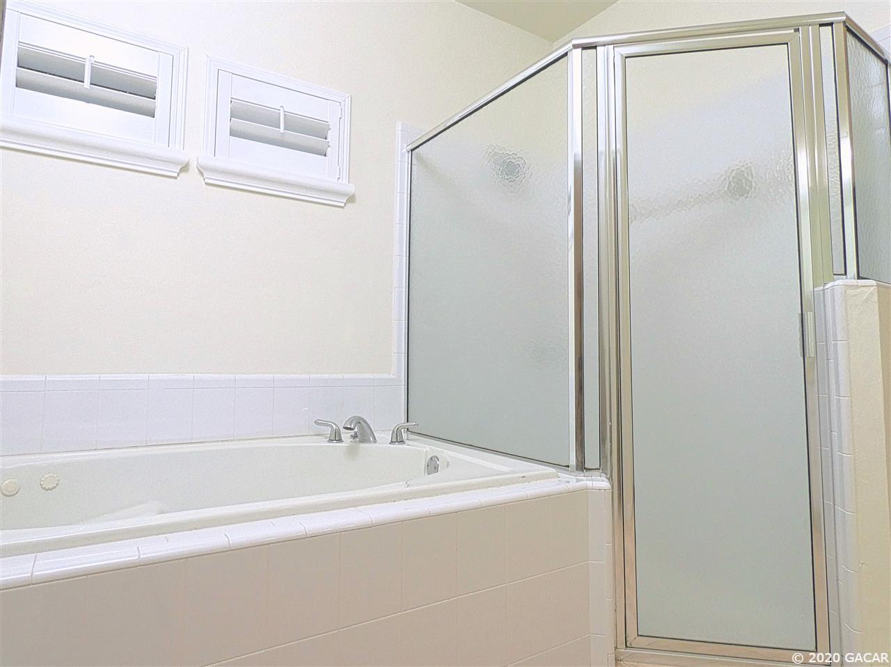 8992 Southwest 67th Place Gainesville, FL 32608 - Photo 16 of 24 Gallery Image 16