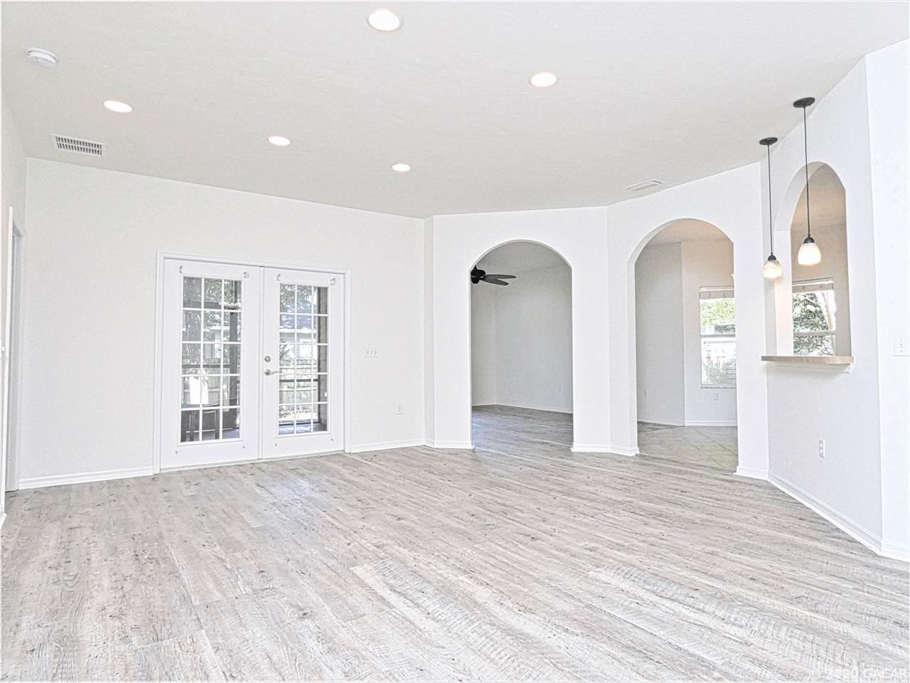 8992 Southwest 67th Place Gainesville, FL 32608 - Photo 7 of 24 Gallery Image 7