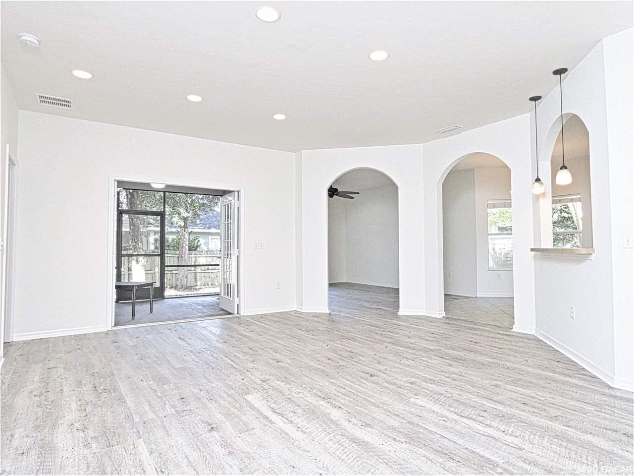 8992 Southwest 67th Place Gainesville, FL 32608 - Photo 8 of 24 Gallery Image 8