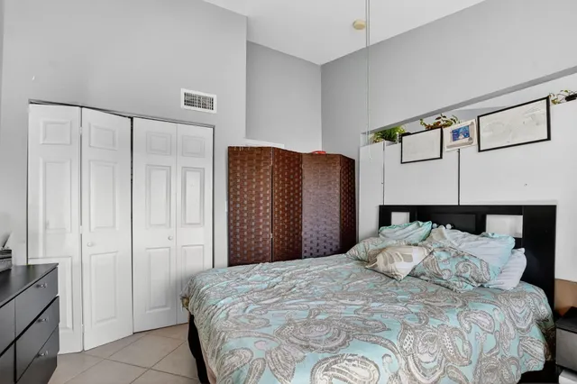 $250,000 | 50 Southeast 12th Street, Unit 2350, Boca Raton, FL 33432