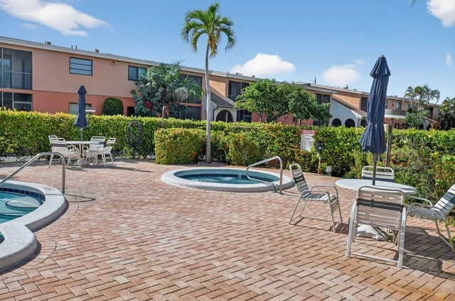 $250,000 | 50 Southeast 12th Street, Unit 2350, Boca Raton, FL 33432