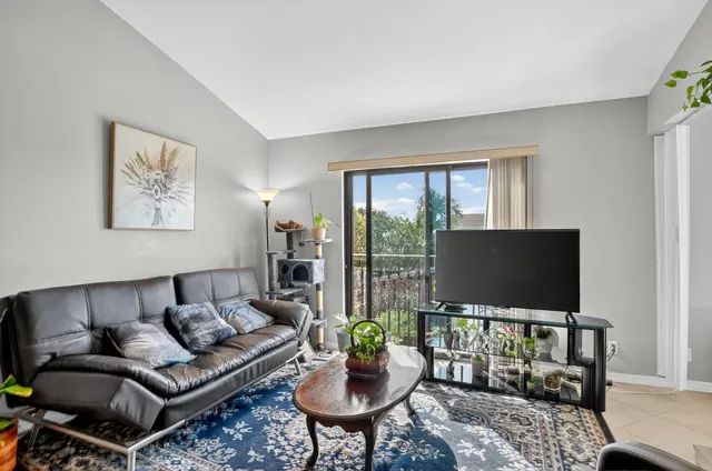 $250,000 | 50 Southeast 12th Street, Unit 2350, Boca Raton, FL 33432