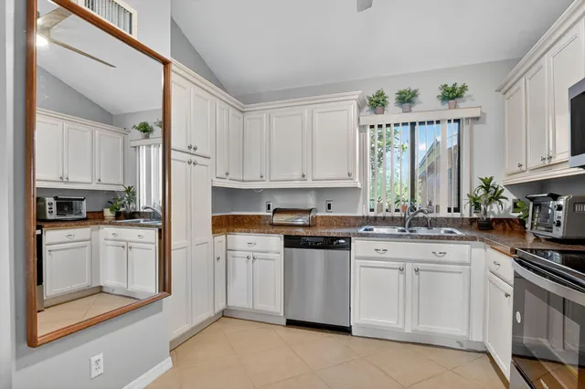 $250,000 | 50 Southeast 12th Street, Unit 2350, Boca Raton, FL 33432