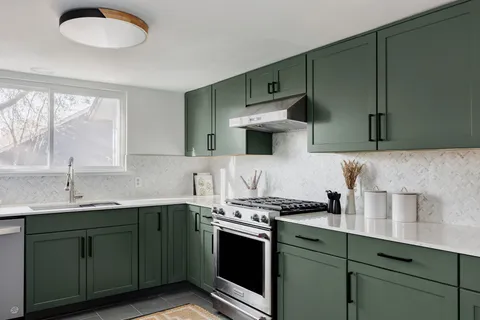 $570,000 | 2609 Monarch Drive, Austin, TX 78748