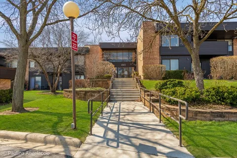 $209,000 | 1265 North Sterling Avenue, Unit 115, Palatine, IL 60067