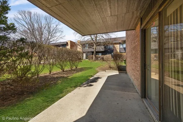 $209,000 | 1265 North Sterling Avenue, Unit 115, Palatine, IL 60067