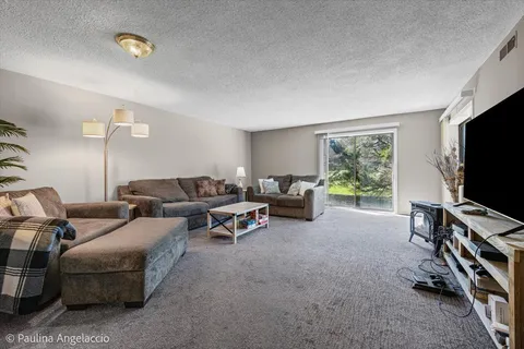 $209,000 | 1265 North Sterling Avenue, Unit 115, Palatine, IL 60067