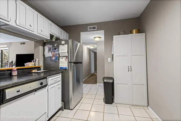 $209,000 | 1265 North Sterling Avenue, Unit 115, Palatine, IL 60067