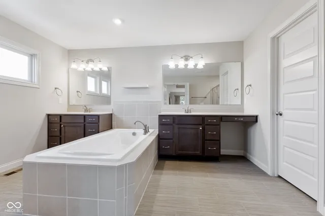 $759,999 | 14598 Meadow Bend Drive, Fishers, IN 46037