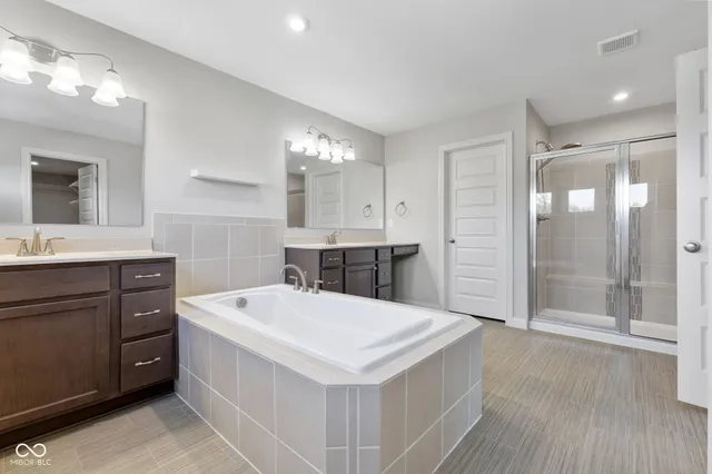 $759,999 | 14598 Meadow Bend Drive, Fishers, IN 46037