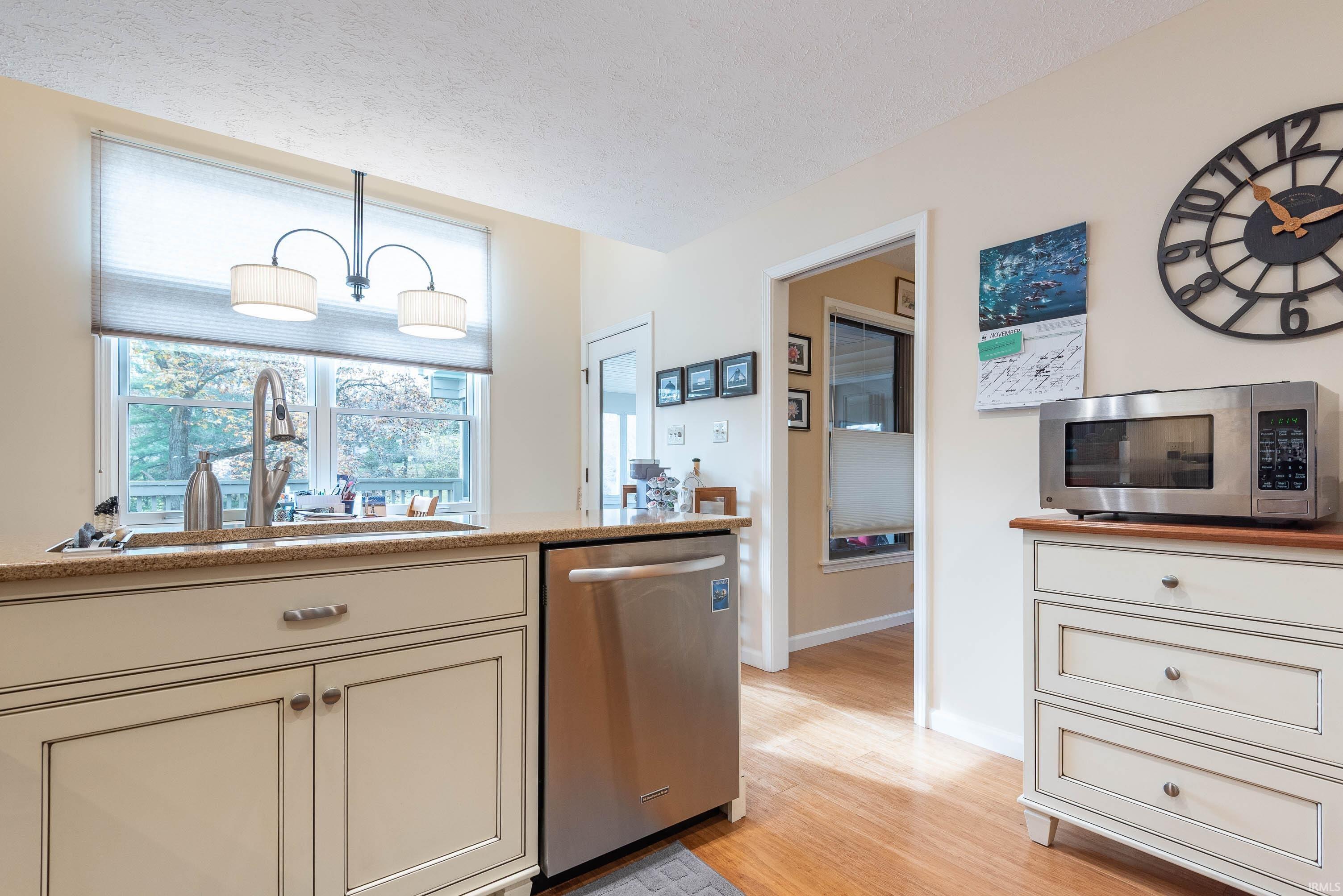 2258 East Cape Cod Drive Bloomington, IN 47401 - Photo 12 of 36