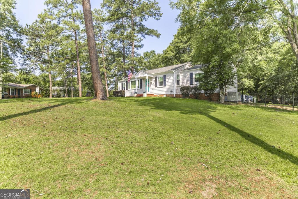 2411 Old Holton Road Macon, GA 31204 - Photo 3 of 38