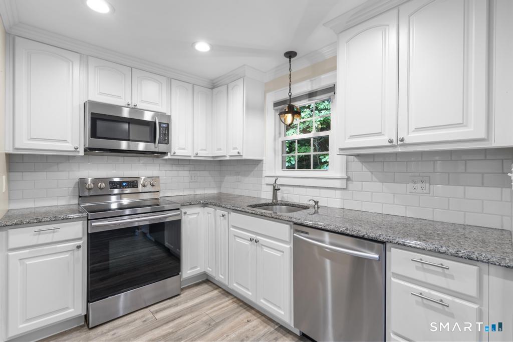 115 Salem Road Prospect, CT 06712 - Photo 9 of 29