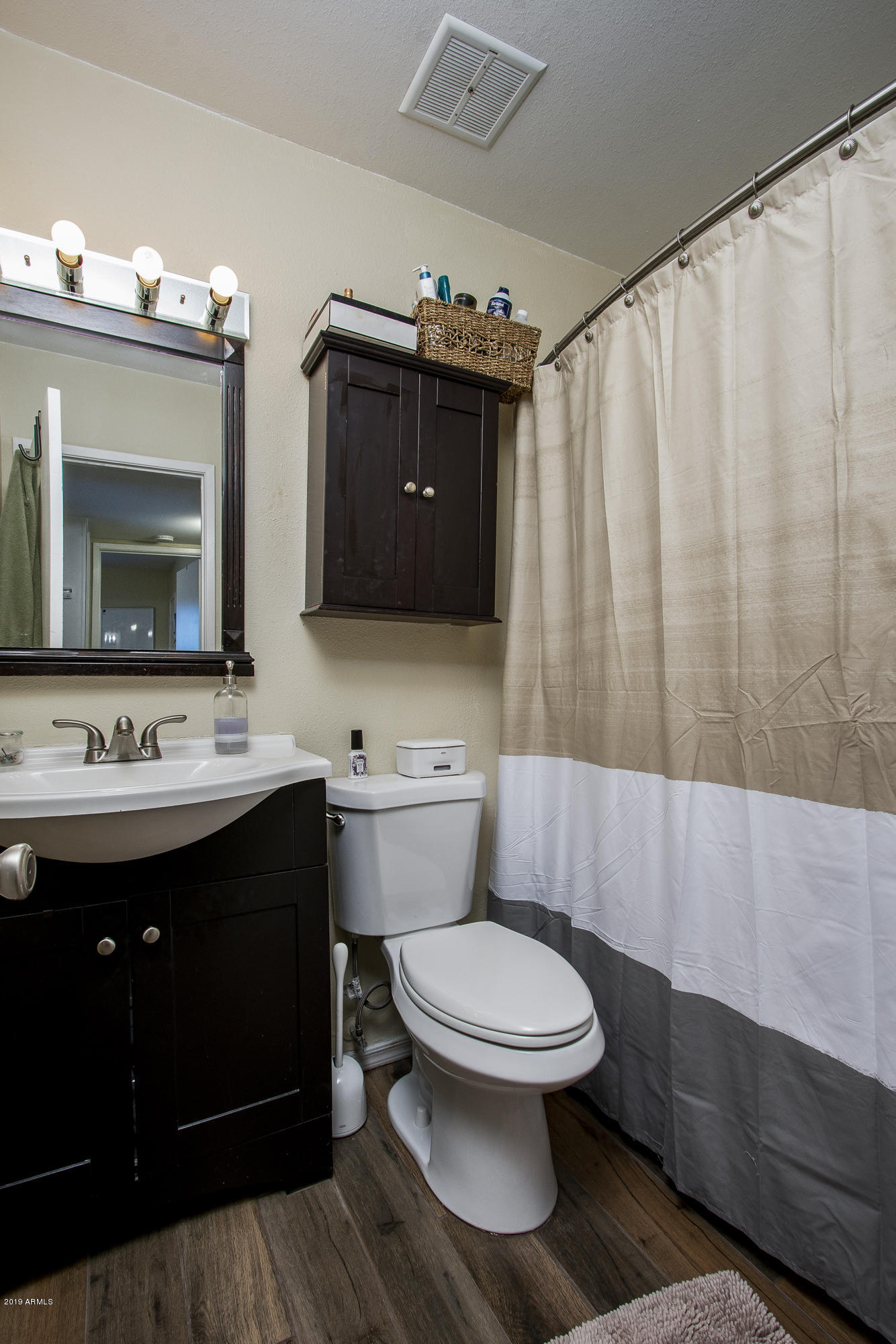 1029 North Granite Reef Road Scottsdale, AZ 85257 - Photo 17 of 22 Upstairs Full Bathroom