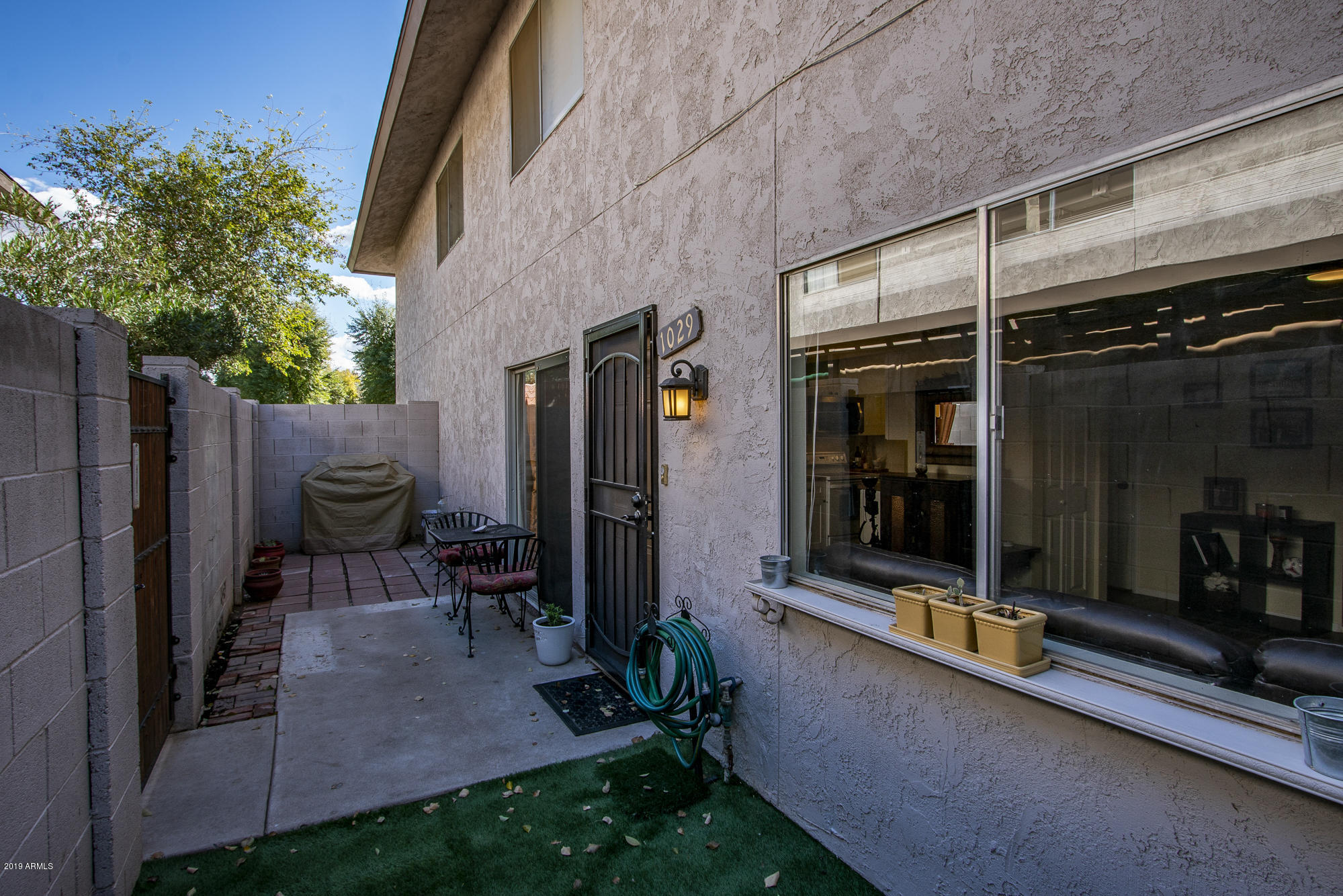1029 North Granite Reef Road Scottsdale, AZ 85257 - Photo 3 of 22 Courtyard - 2